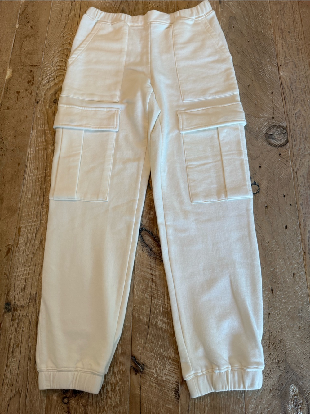 Alice + Olivia White Cargo Sweatpants with Patch Pockets XS